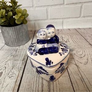 Vintage Dutch Couple Blue White Heart Trinket Jewelry Box Delft?